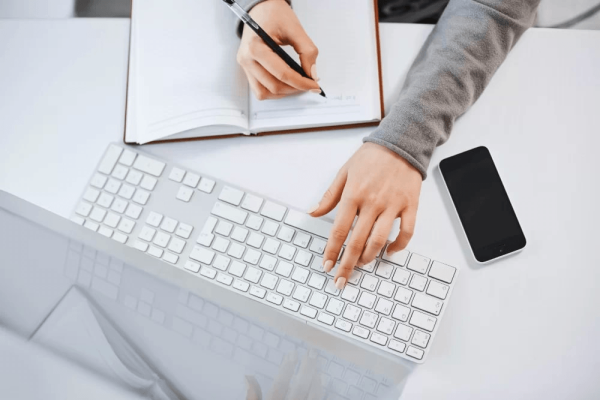 
                    Как программное обеспечение CRM помогает согласовать продажи и маркетинг            