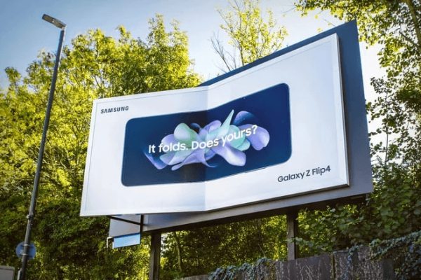
                    Samsung продолжают изгибать всё вокруг            